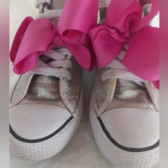 JoJo Siwa Legacee Silver Glitter High Tops Size 3 - Picture 3 of 11
